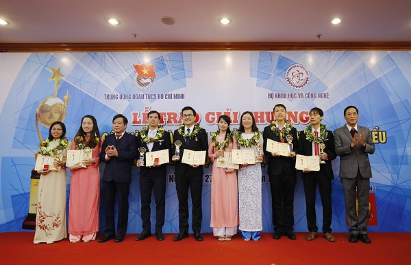 Tân Hiệp Phát đồng hành cùng giải thưởng Quả Cầu Vàng - Hình 1