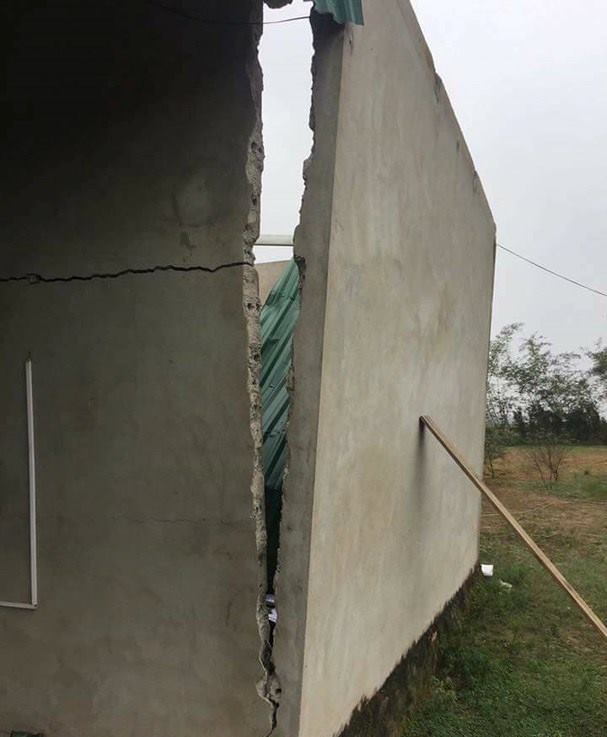 Nghệ An: Nhà dân phát nổ, một người bị thương nặng - Hình 2