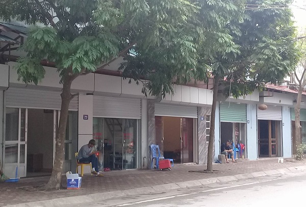 Huyện Đông Anh (Hà Nội): Vì sao hàng loạt quán karaoke bị đình chỉ vẫn 'ngang nhiên' hoạt động