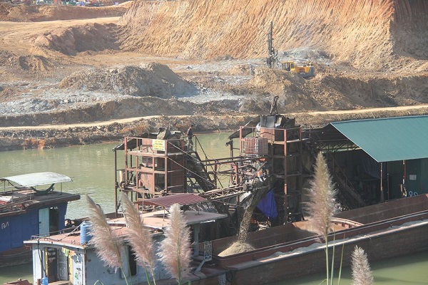 Tuyên Quang: Công ty Lam Sơn sai phạm trong hoạt động khai thác cát - Hình 1