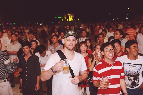 Trải nghiệm lễ hội bia “đích thực” tại Trà Vinh cùng Sư Tử Trắng - Hình 3