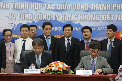 Vietnam Airlines và TP. Đà Nẵng ký thỏa thuận hợp tác