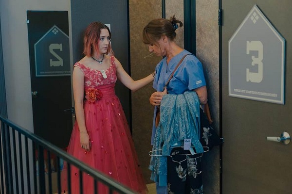 Đắm chìm trong khoảng trời ký ức cùng trailer “Lady Bird: Tuổi Nổi Loạn” - Hình 3