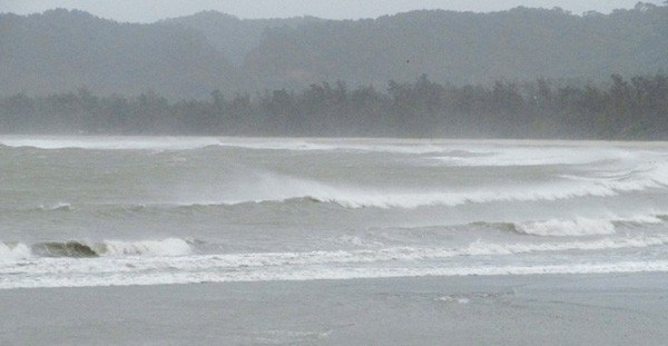 Nam biển Đông và vùng biển từ Bình Thuận đến Cà Mau có mưa rào, giông mạnh, đề phòng có lốc xoáy - Hình 1