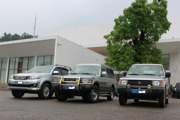 Tổng cục Hải quan thanh lý xe công, chiếc rẻ nhất chỉ 16 triệu đồng