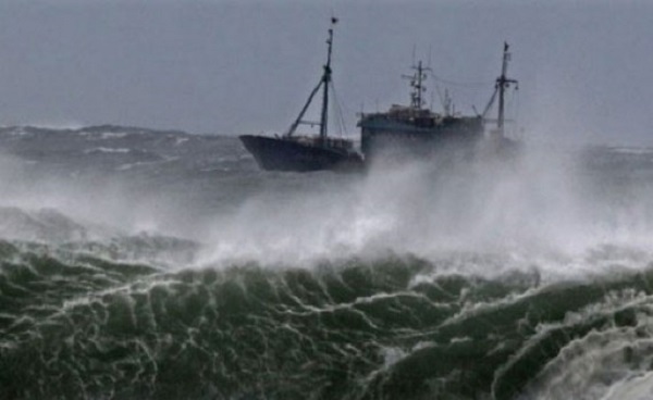 Dự báo thời tiết ngày 17/1: Nam biển Đông có khả năng xảy ra lốc xoáy và gió giật mạnh - Hình 1
