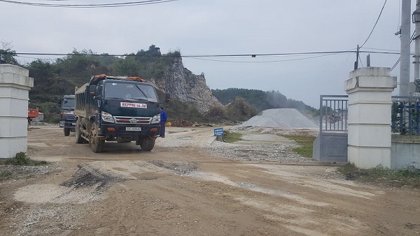 Tuyên Quang: Mỏ Hiệp Phú khai thác đá gây ô nhiễm môi trường - Hình 1