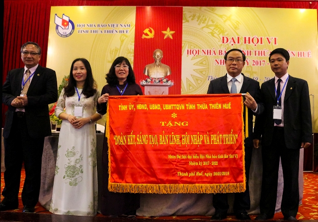 Khai mạc Đại hội lần thứ VI Hội Nhà báo Thừa Thiên Huế nhiệm kỳ 2017- 2022