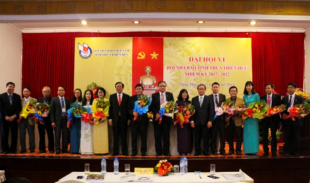Khai mạc Đại hội lần thứ VI Hội Nhà báo Thừa Thiên Huế nhiệm kỳ 2017- 2022 - Hình 4