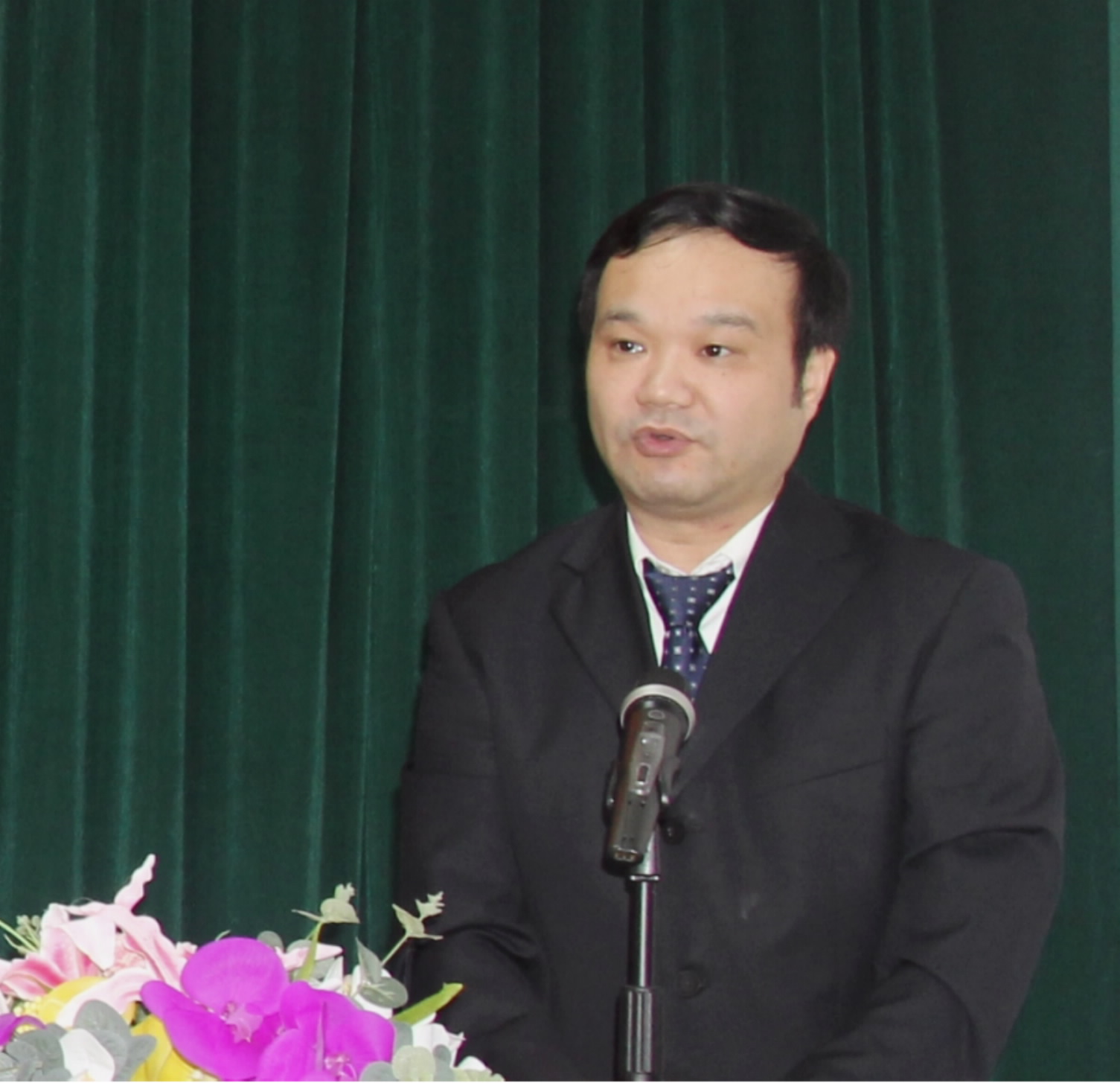 Giá xăng dầu được điều chỉnh theo cơ chế thị trường
