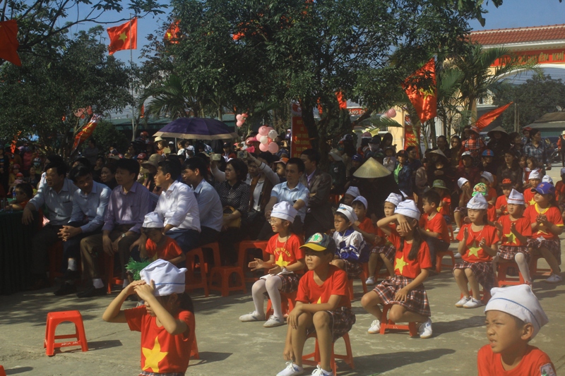 Hội chợ tuổi thơ vì học sinh nghèo dịp Tết Nguyên đán 2018 - Hình 5