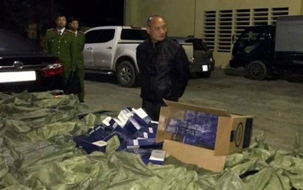 Quảng Ninh: Bắt giữ lái xe vận chuyển hàng chục nghìn bao thuốc lá lậu - Hình 1