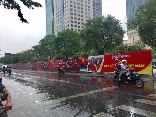 Không khí tại TP.HCM trước trận đấu lịch sử của bóng đá Việt Nam - Hình 5