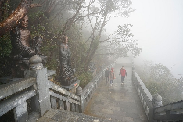 Khai quang Đại tượng Phật A Di Đà và quần thể công trình văn hóa tâm linh trên đỉnh Fansipan - Hình 2