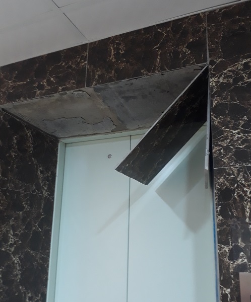 T2 Thăng Long Victory: Hoảng hồn khi mảng gạch ốp khu thang máy bất ngờ rơi rụng