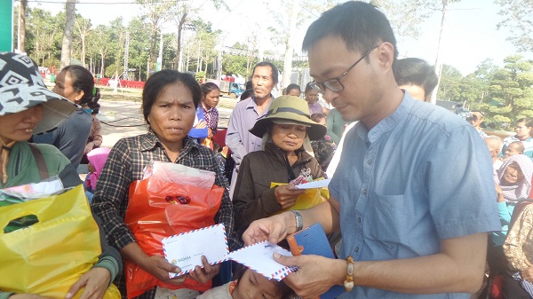 Tập đoàn Tân Hiệp Phát trao hơn 300 phần quà Tết cho người dân tỉnh Bình Phước - Hình 1