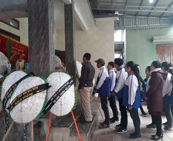 Truy tặng Huy hiệu “Tuổi trẻ dũng cảm” cho nam sinh tử nạn khi cứu 3 mẹ con