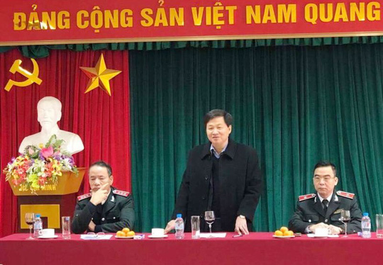 Vận động người dân khiếu kiện trở về quê đón Tết