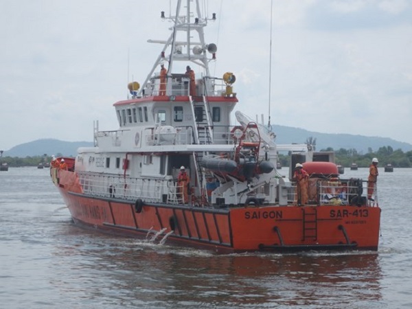 Tàu cá bị đắm vào ngày giáp Tết, 4 thuyền viên mất tích