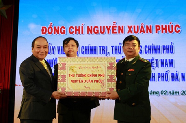 Thủ tướng Nguyễn Xuân Phúc xông đất tại Đà Nẵng - Hình 1