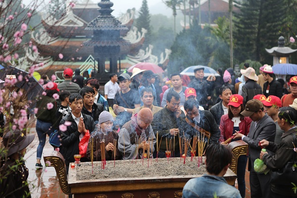 Không để xảy ra “chặt chém” tại Lễ hội chùa Hương - Hình 2