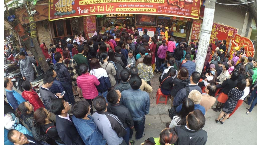 Có nên mua vàng trong ngày vía Thần Tài?