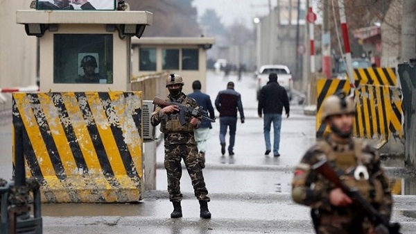 Đánh bom liều chết gần khu ngoại giao đoàn tại Thủ đô Afghanistan - Hình 1