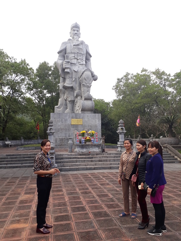 Dạo bước Kinh Môn