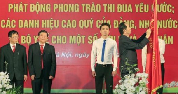 Chủ tịch nước Trần Đại Quang: “Nhiệm vụ của ngành Y tế rất nặng nề, nhưng vô cùng vẻ vang” - Hình 1