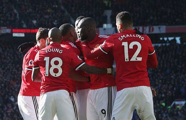 Kết quả bóng đá châu Âu tối 25, rạng sáng 26/2: MU lội ngược dòng Chelsea, Barcelona thắng đậm