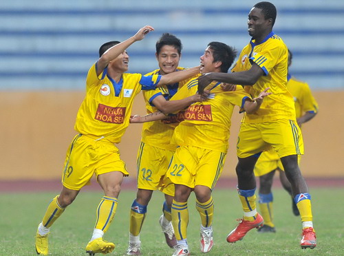 CLB Nam Định: Trở lại V-League sau 8 năm vắng mặt với nhiều kỳ vọng - Hình 1