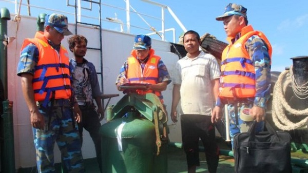 Tăng cường đấu tranh chống buôn lậu trên biển