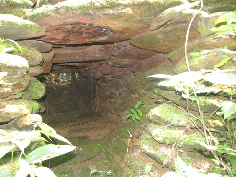 Lũy đá cổ Kỳ Anh trước nguy cơ trở thành…phế tích - Hình 2