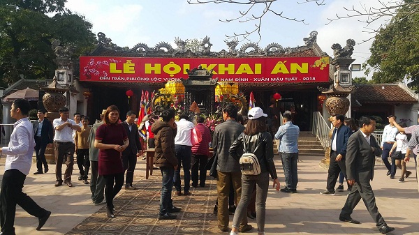 Nam Định: Những “hạt sạn” làm ảnh hưởng đến lễ khai ấn Đền Trần - Hình 1