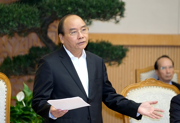 Thủ tướng Nguyễn Xuân Phúc: Bức tranh nền kinh tế khá sáng nhưng không được chủ quan - Hình 1