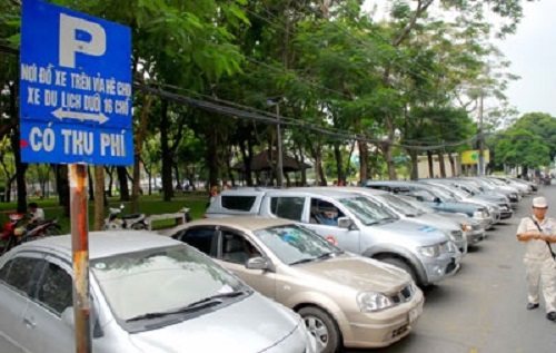 TP. HCM: Đề xuất tăng phí đỗ ô tô gấp 3 lần