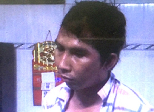 Cà Mau: Tạm giữ đối tượng ép nữ tiếp viên karaoke đóng phí