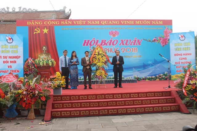 Vĩnh Phúc: Rộn ràng Hội Báo Xuân Mậu Tuất 2018 - Hình 1