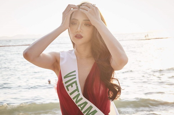 Hương Giang Idol gợi cảm, tỏa sáng trong buổi ghi hình tại Hoa hậu Chuyển giới Quốc tế - Hình 5