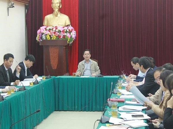 Bộ trưởng Bộ GTVT: Đưa Uber, Grab vào quản lý như loại hình vận tải taxi