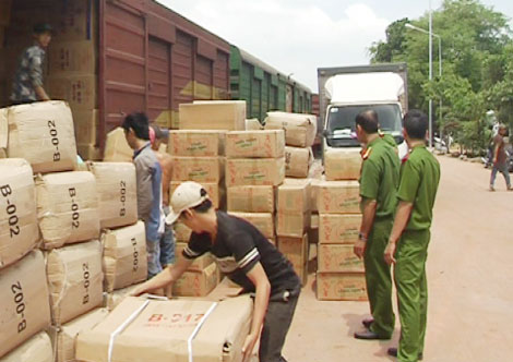 Quảng Trị: Phát hiện và bắt giữ nhiều hàng hóa không rõ giấy tờ