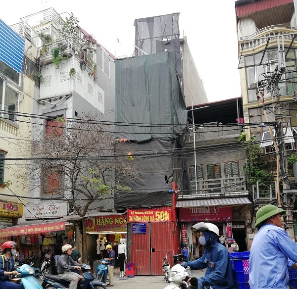 Phường Đồng Xuân (Hoàn Kiếm): Hàng loạt công trình “chọc thủng” quy hoạch phố cổ?