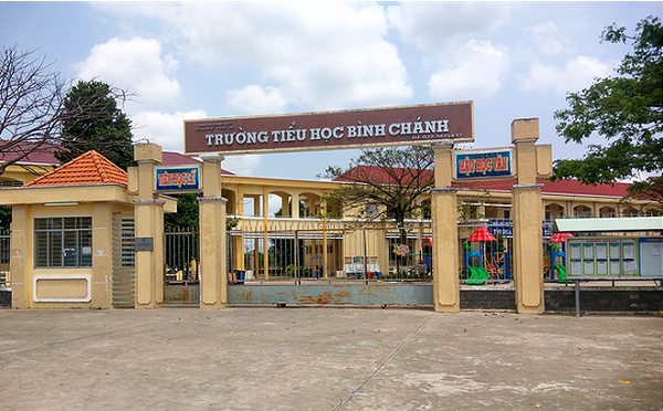 Công an chính thức vào cuộc vụ “cô giáo quỳ xin lỗi”