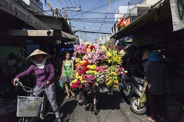 Kinh tế Việt Nam sẽ tăng trưởng nhanh hơn trong năm 2018? - Hình 1