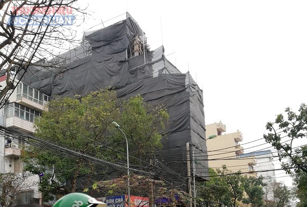 Phường Hàng Bông (Hoàn Kiếm, Hà Nội): Chính quyền có làm ngơ cho các công trình sai phép?