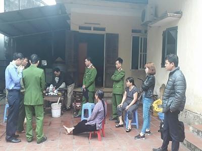 Huyện Mê Linh (Hà Nội): Trưởng công an xã bị tố ngoại tình, bạo hành vợ - Hình 1