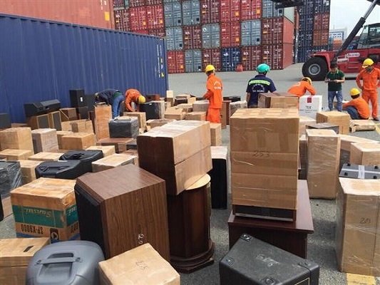 Bà Rịa- Vũng Tàu: Phát hiện container hàng không đủ điều kiện quá cảnh - Hình 1