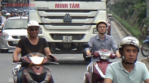 Hà Nội: Bất chấp quy định phố cấm, xe bồn lại náo loạn nội đô