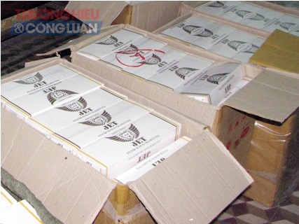 Bình Dương: Bắt giữ 1.000 bao thuốc lá ngoại nhập lậu