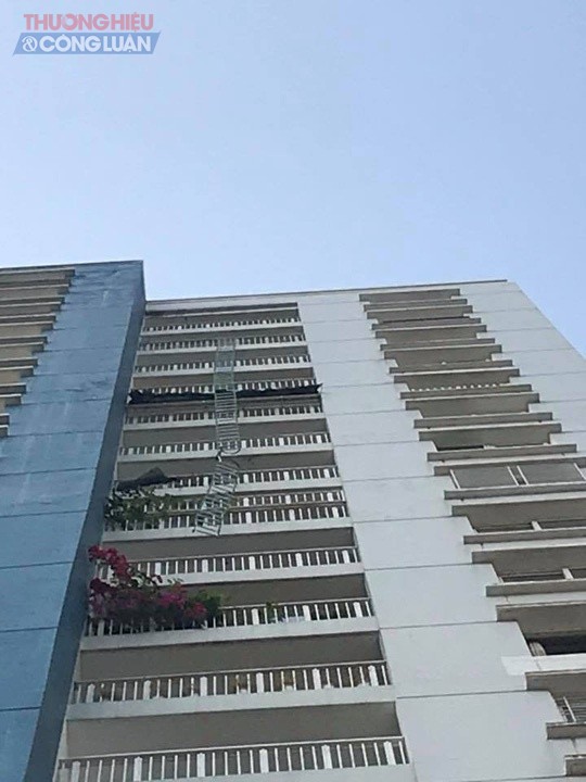 Một chủ tịch phường tử vong trong vụ cháy chung cư Carina